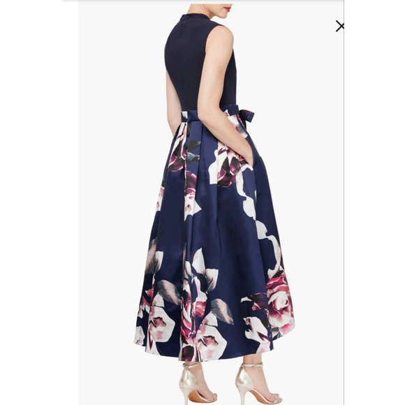SLNY Floral Pleated High-Low Dress
SZ 14 - Picture 3 of 7